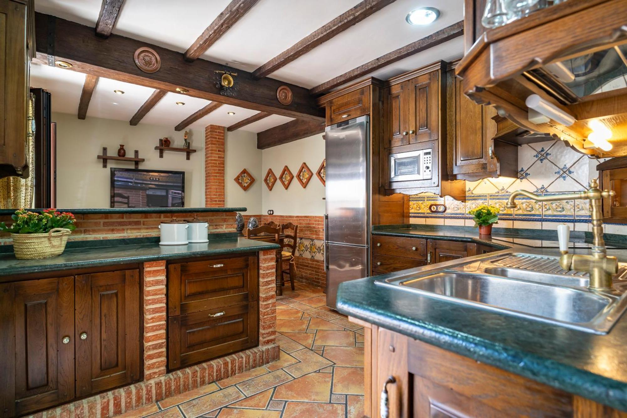 Priego de Córdoba Casa Con Patio Y Terraza En Barrio Historico De La Villa, Junto Al Adarve מראה חיצוני תמונה