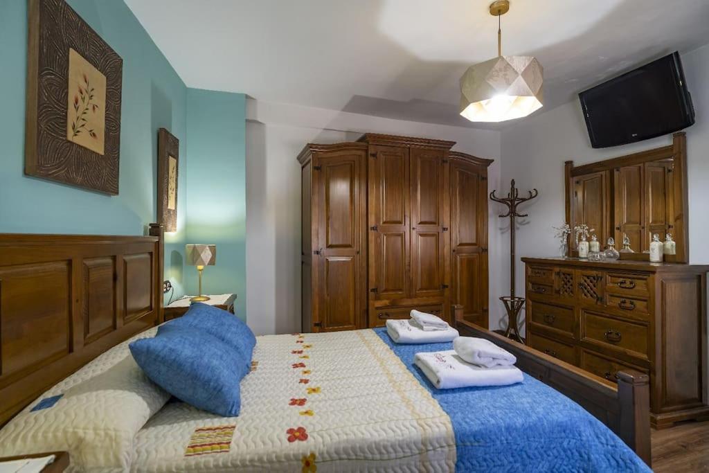 Priego de Córdoba Casa Con Patio Y Terraza En Barrio Historico De La Villa, Junto Al Adarve מראה חיצוני תמונה